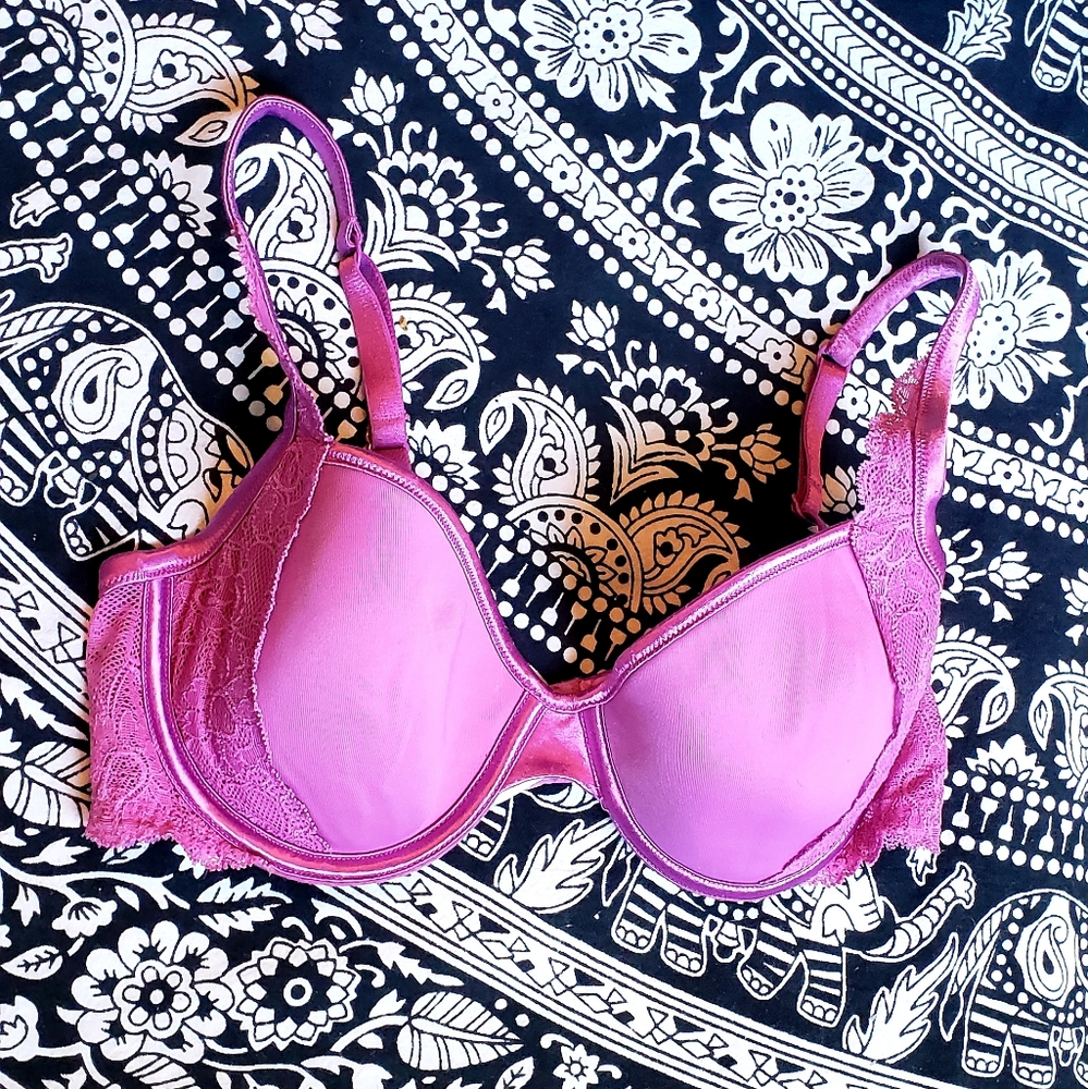 36C lilac bra VS